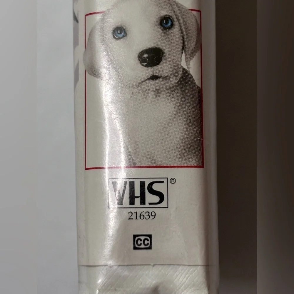 Disney's 102 Dalmatians VHS Tape